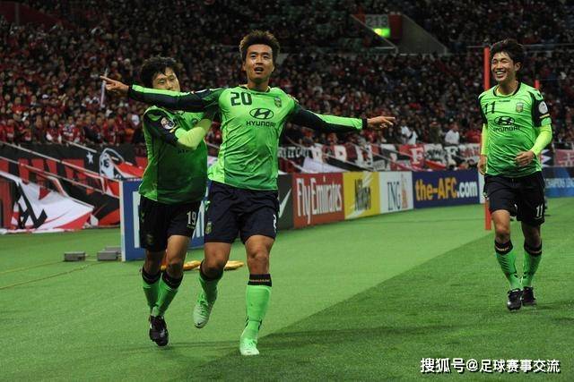 半场战报：韦恩威斯巴登暂时领先拜仁慕尼黑，阿拉首度破门